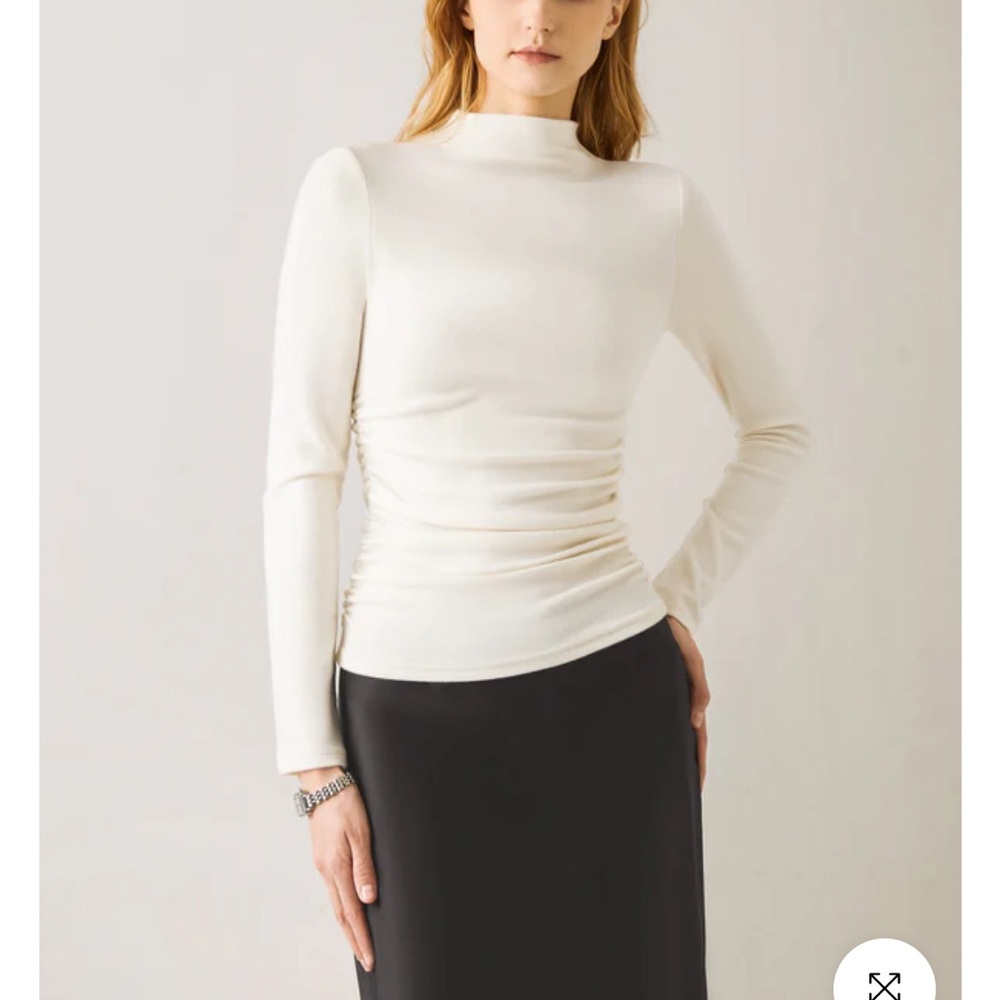 NWT Oglmove thermal ruched mock neck top size S